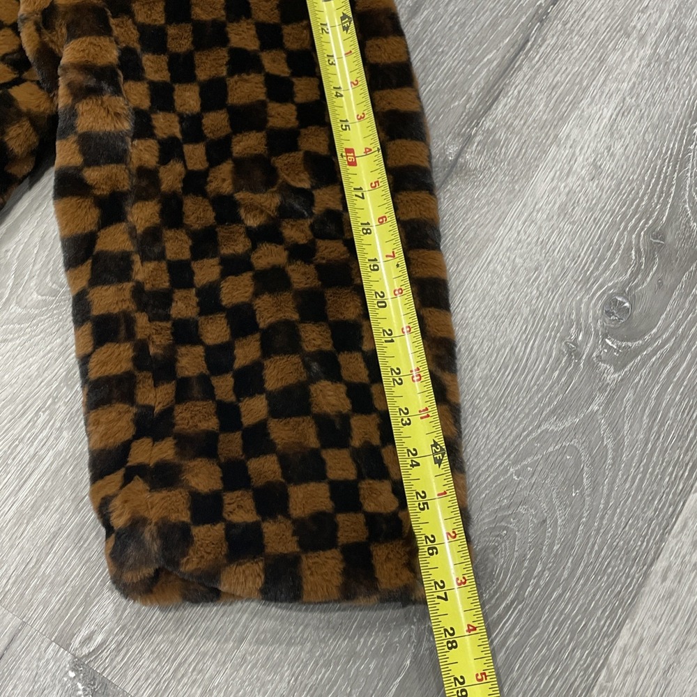Pretty Little‎ Thing Brown STONE Checked Faux Fur Coat Women's Size 18 - Picture 16 of 16